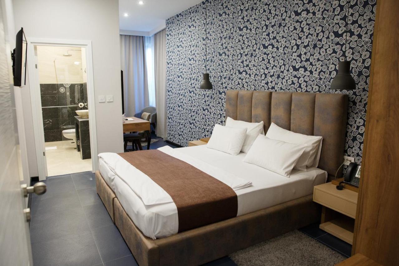 Hotel Crystal Light Nis Ngoại thất bức ảnh