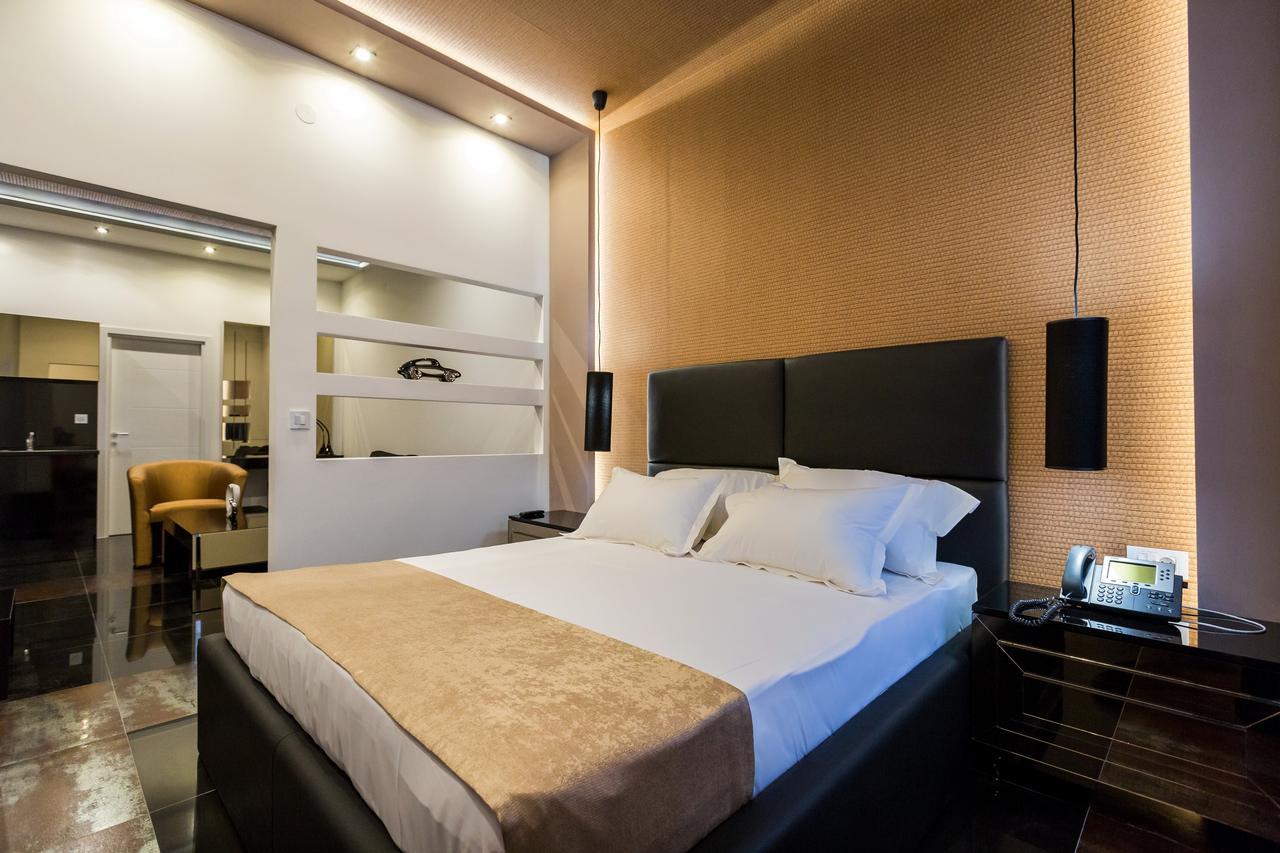 Hotel Crystal Light Nis Ngoại thất bức ảnh