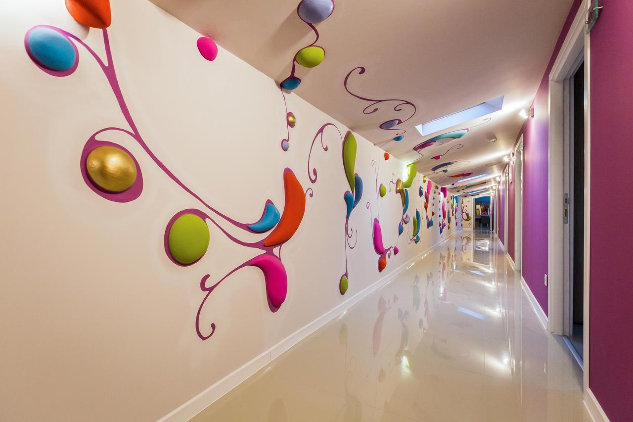 Hotel Crystal Light Nis Ngoại thất bức ảnh