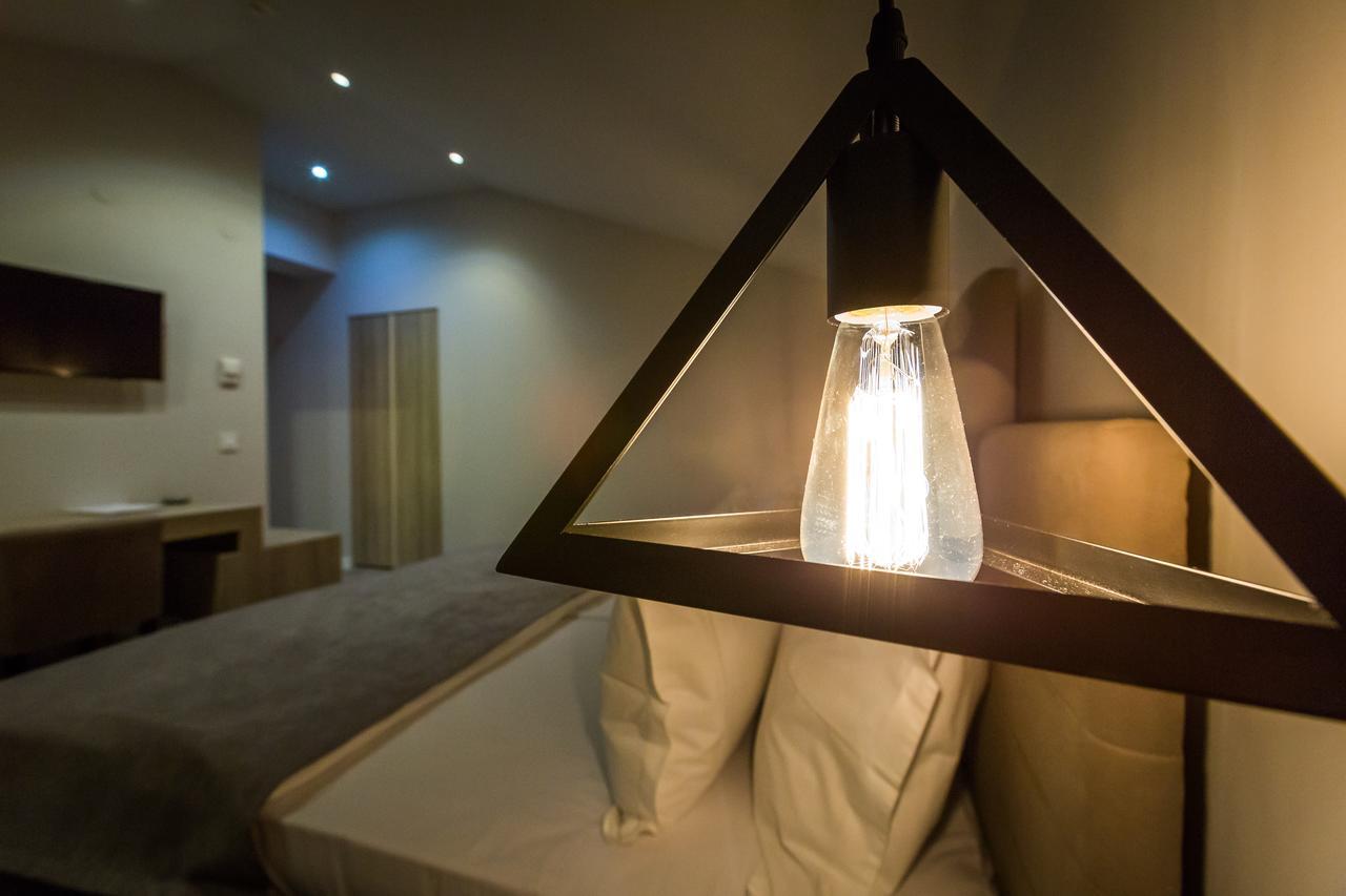 Hotel Crystal Light Nis Ngoại thất bức ảnh