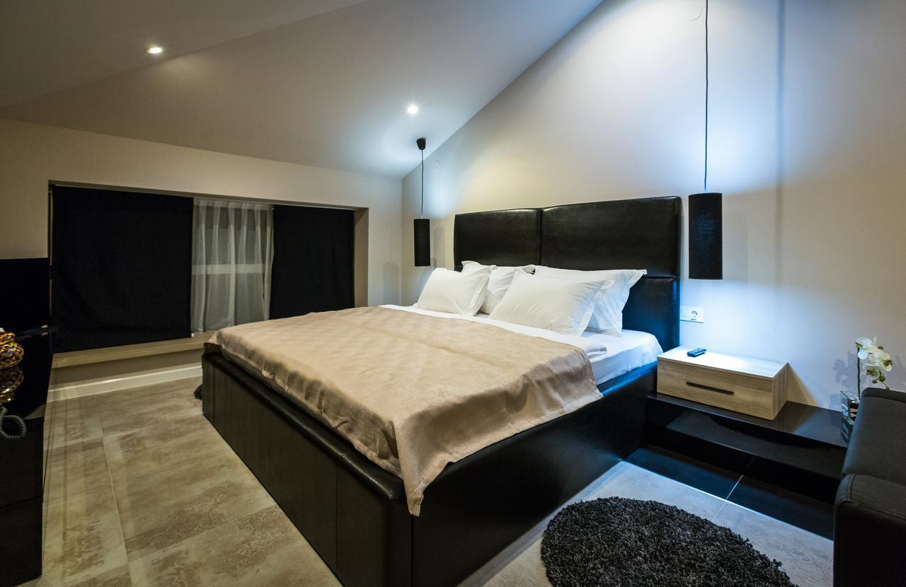 Hotel Crystal Light Nis Ngoại thất bức ảnh
