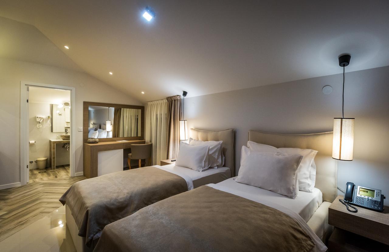 Hotel Crystal Light Nis Ngoại thất bức ảnh