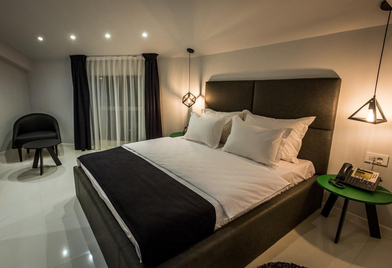 Hotel Crystal Light Nis Ngoại thất bức ảnh